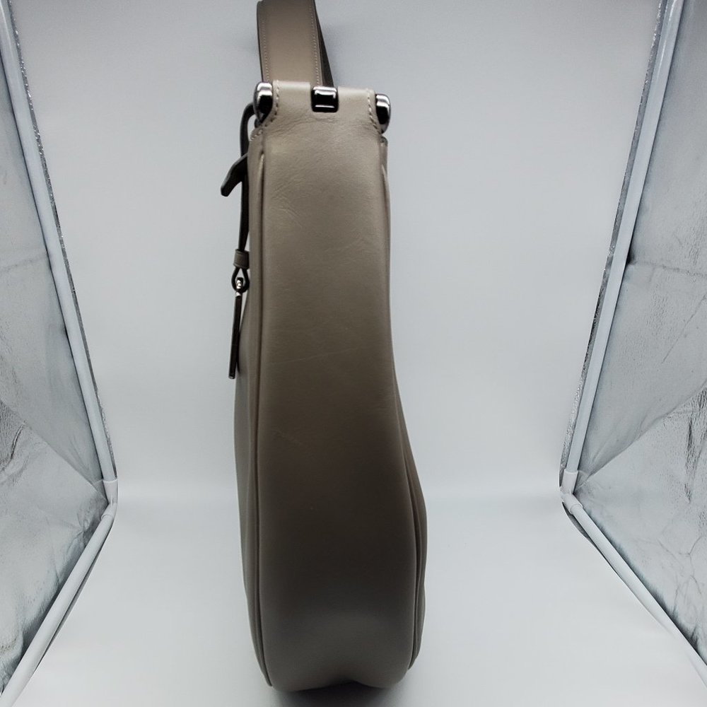 Coach Nomad Hobo Fog Glovetanned Leather - Picture 3 of 16